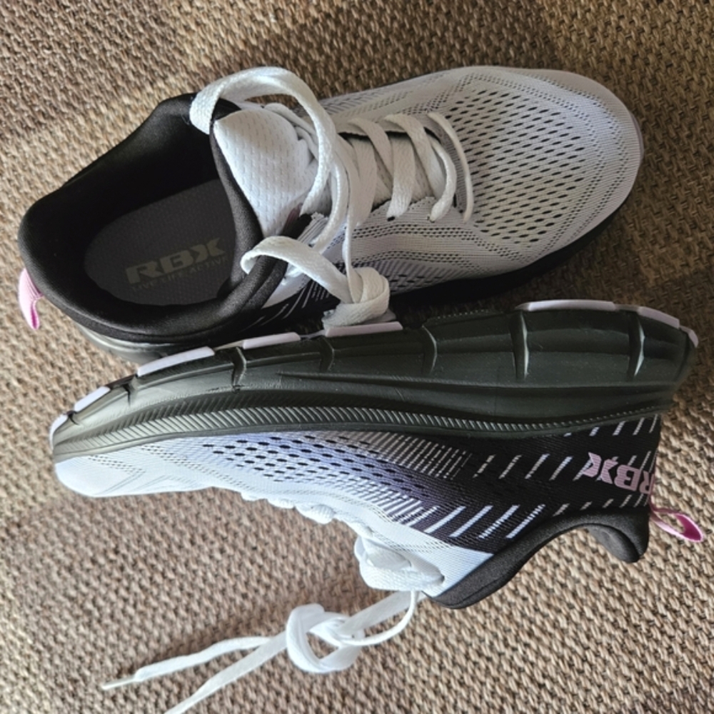 RBX White and Black Walking Sneakers,size 6.5